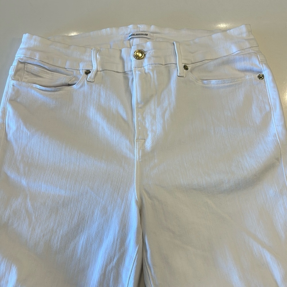 GOOD AMERICAN Good Legs Crop White Jeans, Size 14/32 EUC - Picture 6 of 6